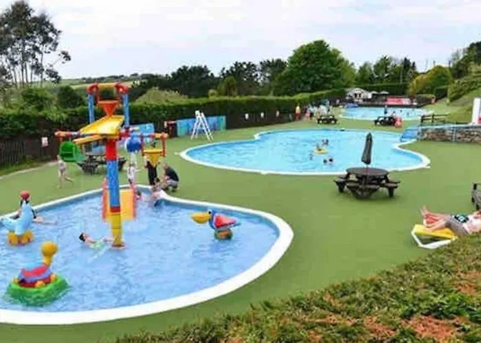 Immaculate 2020 Caravan On Newquay Holiday Park