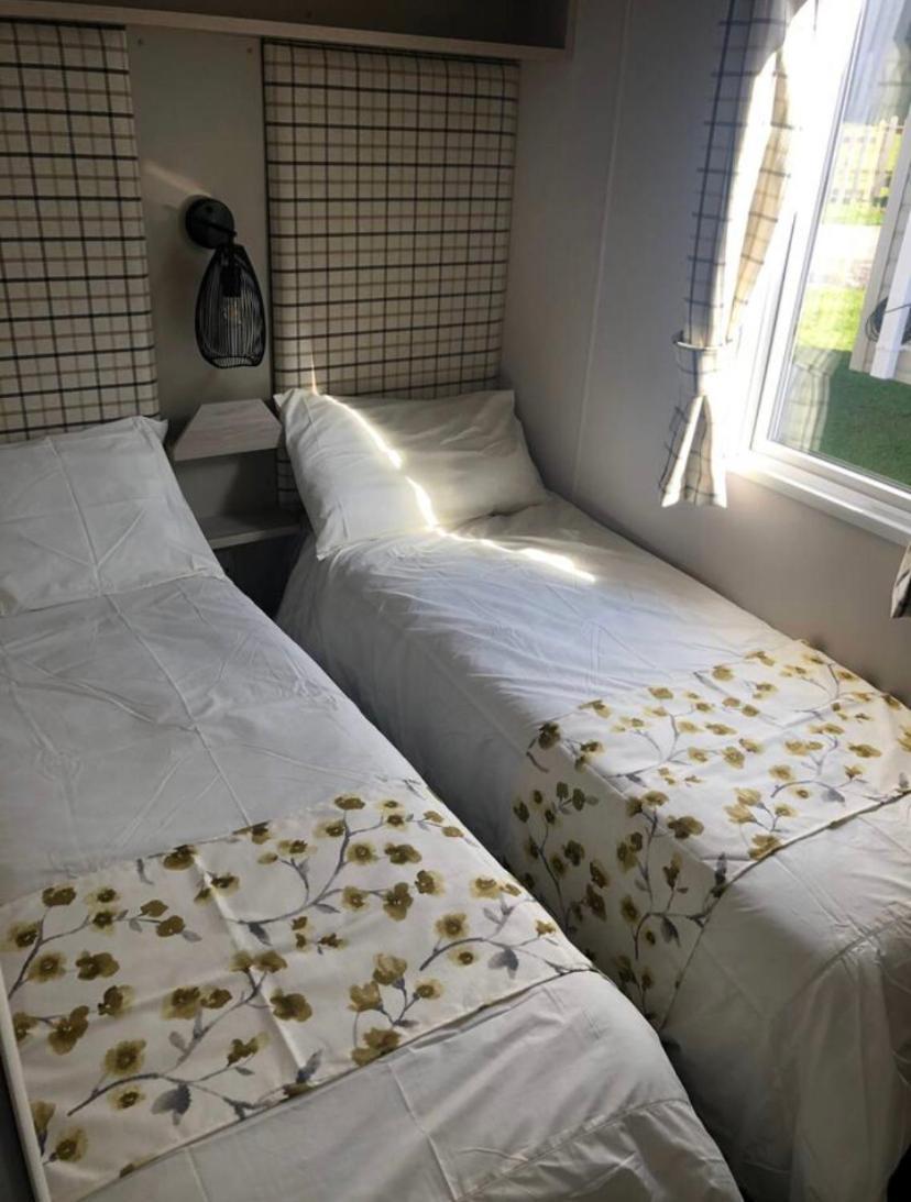 Immaculate 2020 Caravan On Newquay *